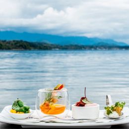 Kulinarische Genüsse mit Blick auf den See
